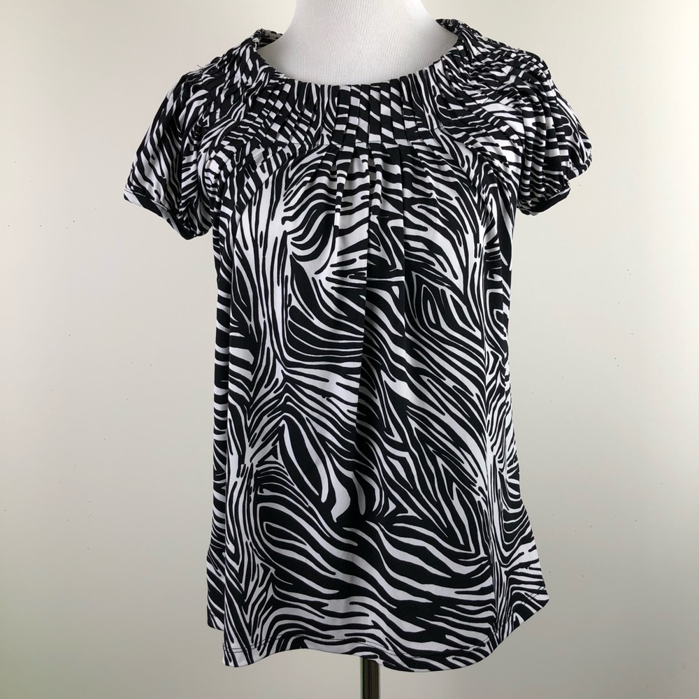Style & Co Short Sleeved Top-Black & White Size PM